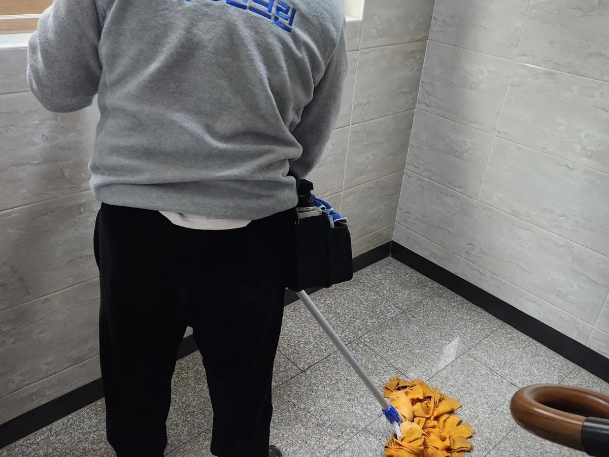 세종시 가람동 가정 복도·대기 동선 야간 위생청소 사례 - 행진크린