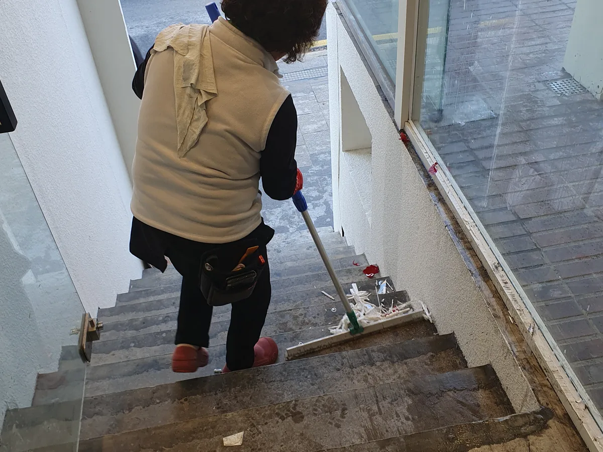 세종시 집현동 계단·입구 마감 세면대 살균 위생청소 사례 - 행진크린